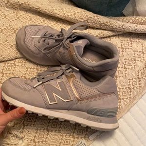 New balance shoes
